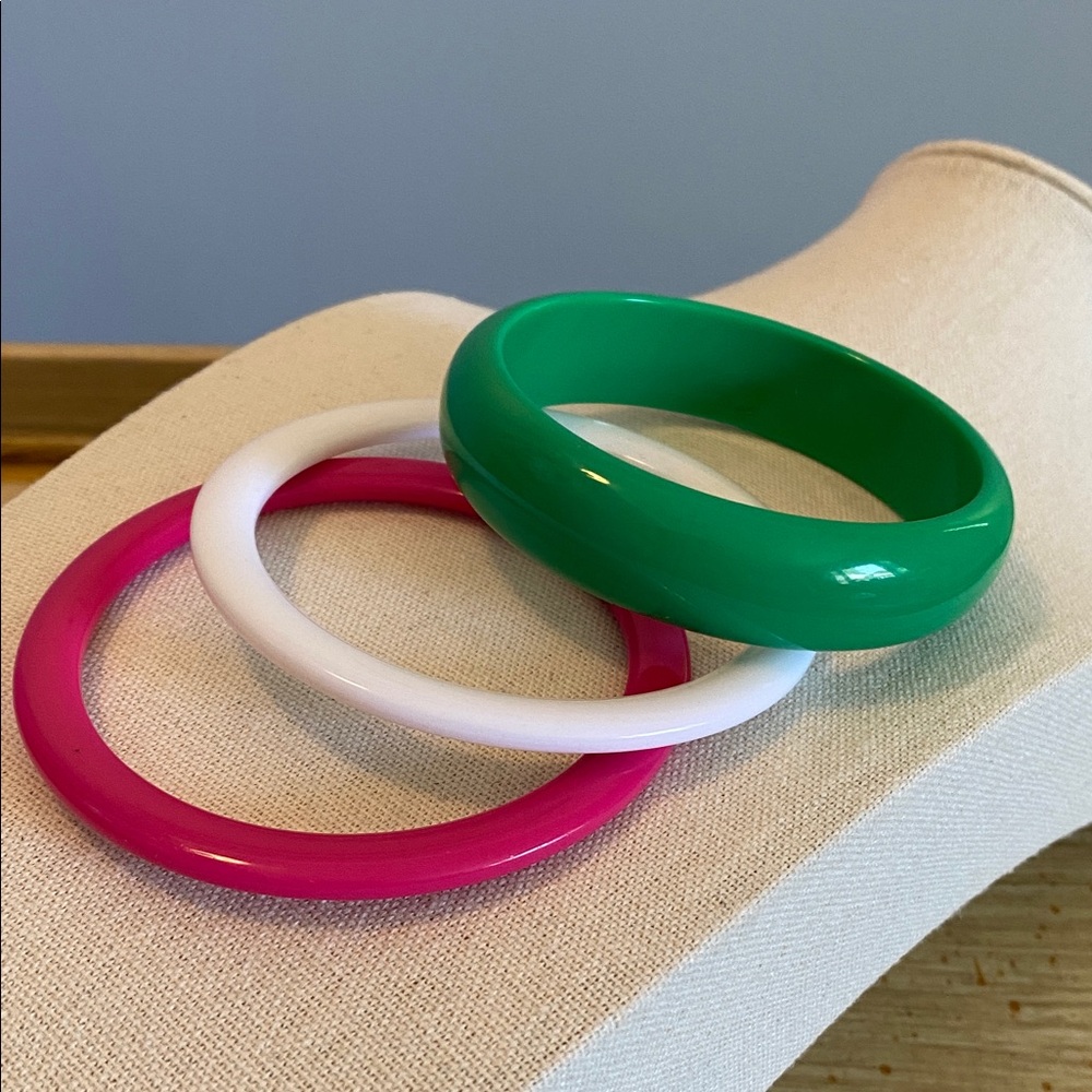 Vintage Green, Pink, and White Bangle Set